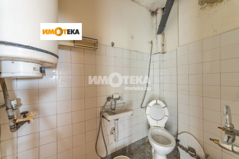 En venta  3+ dormitorios región Varna , Aksakovo , 140 metros cuadrados | 14635115 - imagen [13]