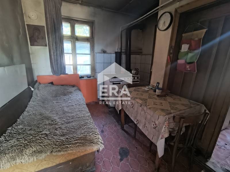 Продава КЪЩА, с. Поликраище, област Велико Търново, снимка 11 - Къщи - 54766296