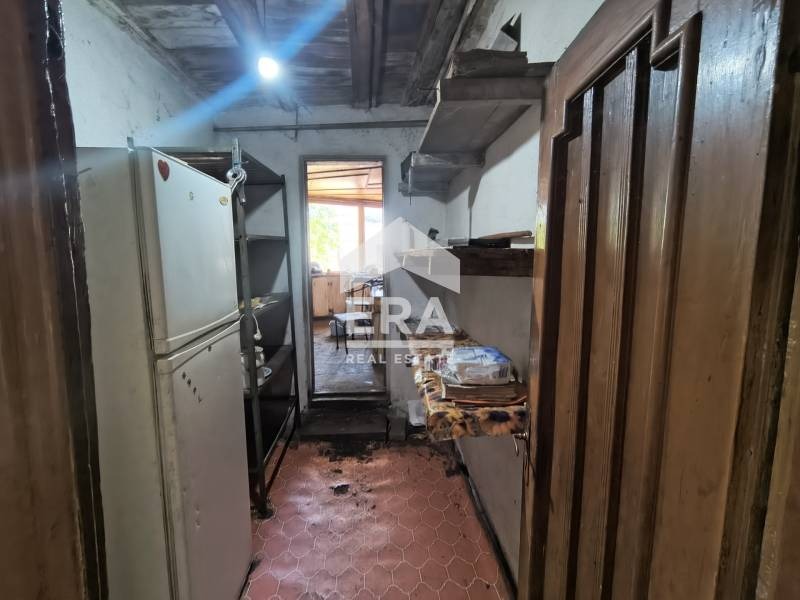 Продава КЪЩА, с. Поликраище, област Велико Търново, снимка 12 - Къщи - 54766296