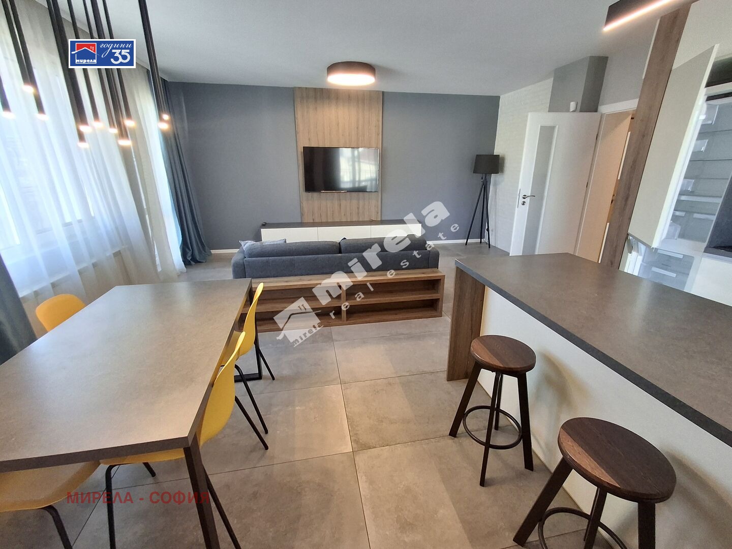 Продава 3-СТАЕН, гр. София, Гоце Делчев, снимка 2 - Апартаменти - 52534657