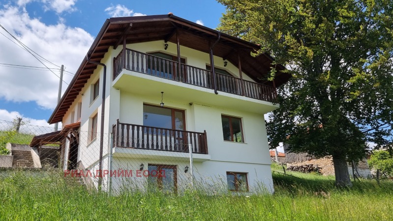 Продава КЪЩА в област Смолян, с. Равнината - 280 кв.м / 94 310 € » 184 454.33 лв., РИАЛ ДРИЙМ ЕООД