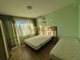 2 bedroom m-t Alen mak, Varna 6