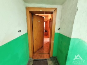   3-, , 