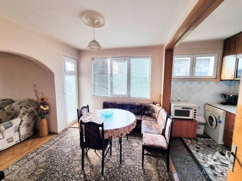 Продава  3-стаен град Перник , Могиличе , 98 кв.м | 93626246 - изображение [4]