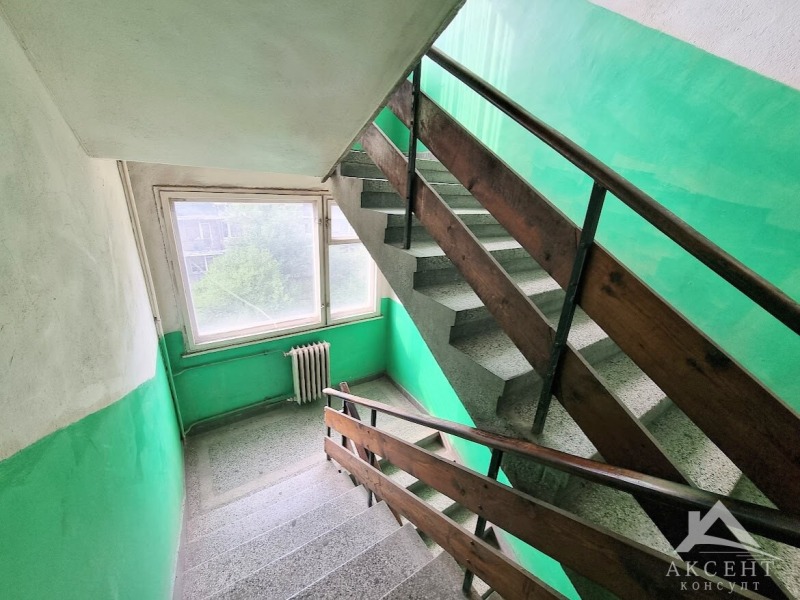 Продава  3-стаен град Перник , Могиличе , 98 кв.м | 93626246 - изображение [17]