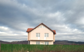 Продажба на къщи в област София — страница 16 - изображение 20 