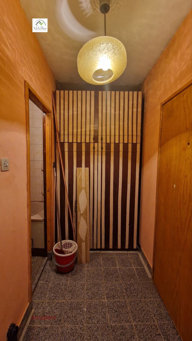 Продава 1-СТАЕН, гр. София, Люлин 2, снимка 2 - Апартаменти - 53005440