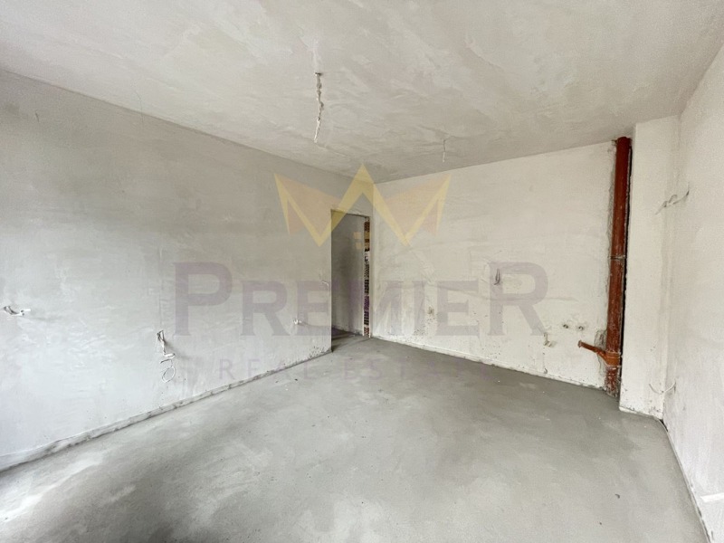 Продава  3-стаен, град Варна, Център •  138 600 EUR • ID 96713217 — holmes.bg - [1] 