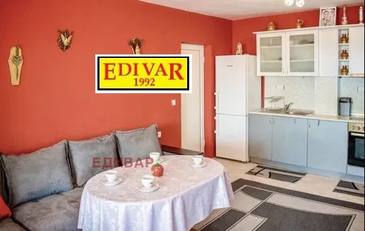 Продава КЪЩА, гр. Балчик, област Добрич, снимка 7 - Къщи - 53003924