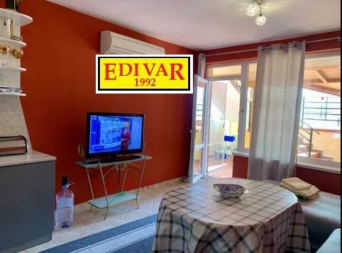 Продава КЪЩА, гр. Балчик, област Добрич, снимка 11 - Къщи - 53003924