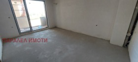 1 chambre Karchiyaka, Plovdiv 1