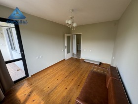 2 bedroom 9-ti kvartal, Pleven 13