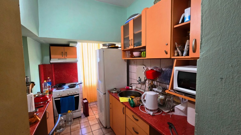 À venda  2 quartos Pernik , Centar , 72 m² | 57853833 - imagem [2]