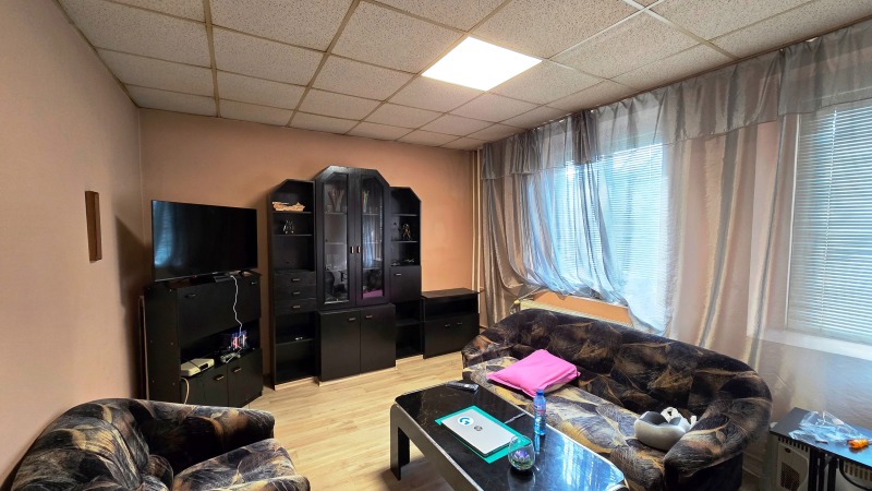 À venda  2 quartos Pernik , Centar , 72 m² | 57853833 - imagem [4]