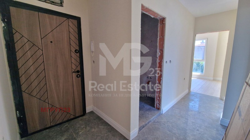 De vânzare  2 dormitoare Plovdiv , Ostromila , 115 mp | 83561263 - imagine [9]