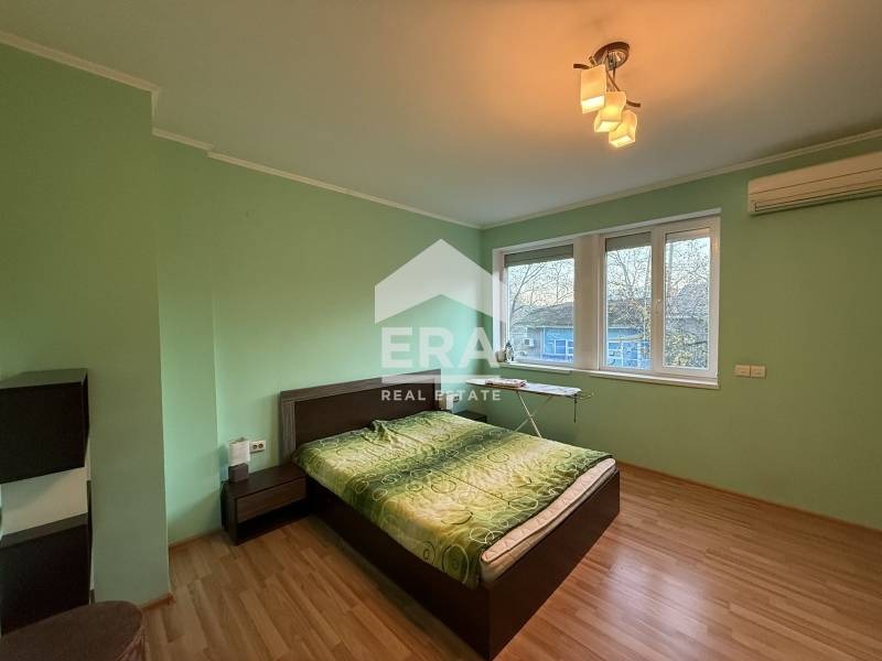 Продава 4-СТАЕН, гр. Велико Търново, Център, снимка 3 - Апартаменти - 52640958