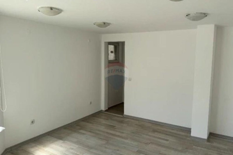 For Sale  Office Plovdiv , Sadiyski , 27 sq.m | 39243778 - image [7]