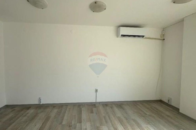 For Sale  Office Plovdiv , Sadiyski , 27 sq.m | 39243778