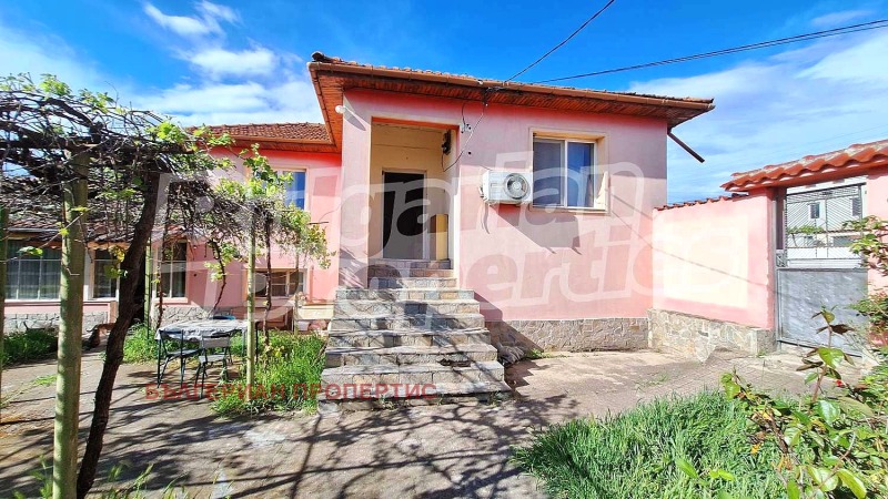 In vendita  Casa regione Plovdiv , Ragevo Konare , 102 mq | 73917990