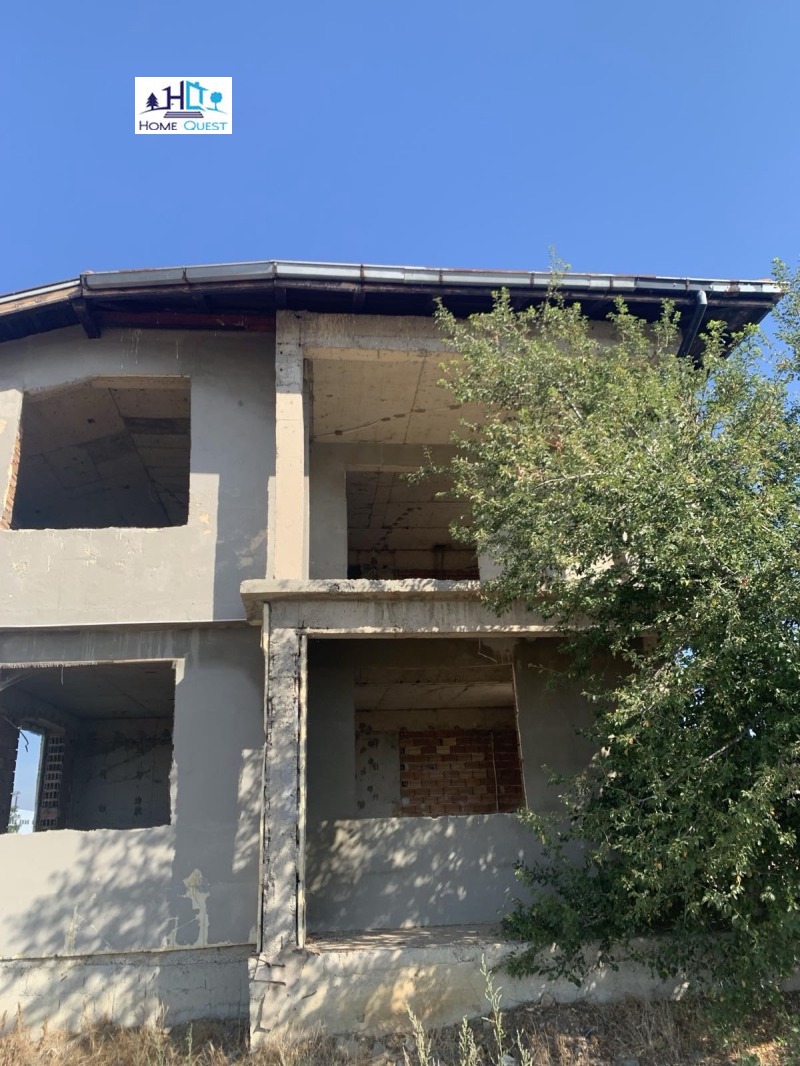 Продава КЪЩА, с. Смочево, област Кюстендил