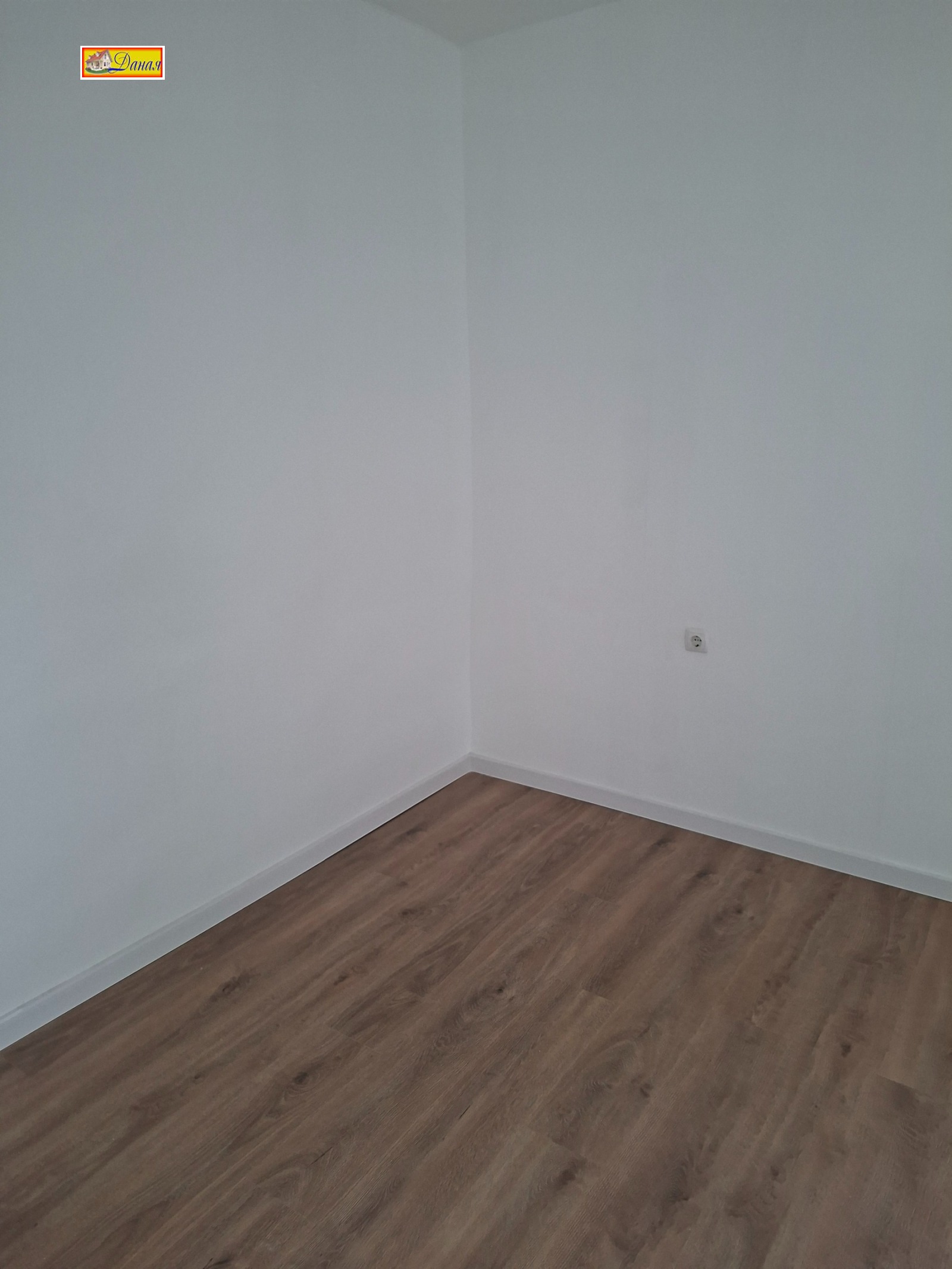 Продава 4-СТАЕН, гр. Враца, Дъбника, снимка 10 - Апартаменти - 55828605