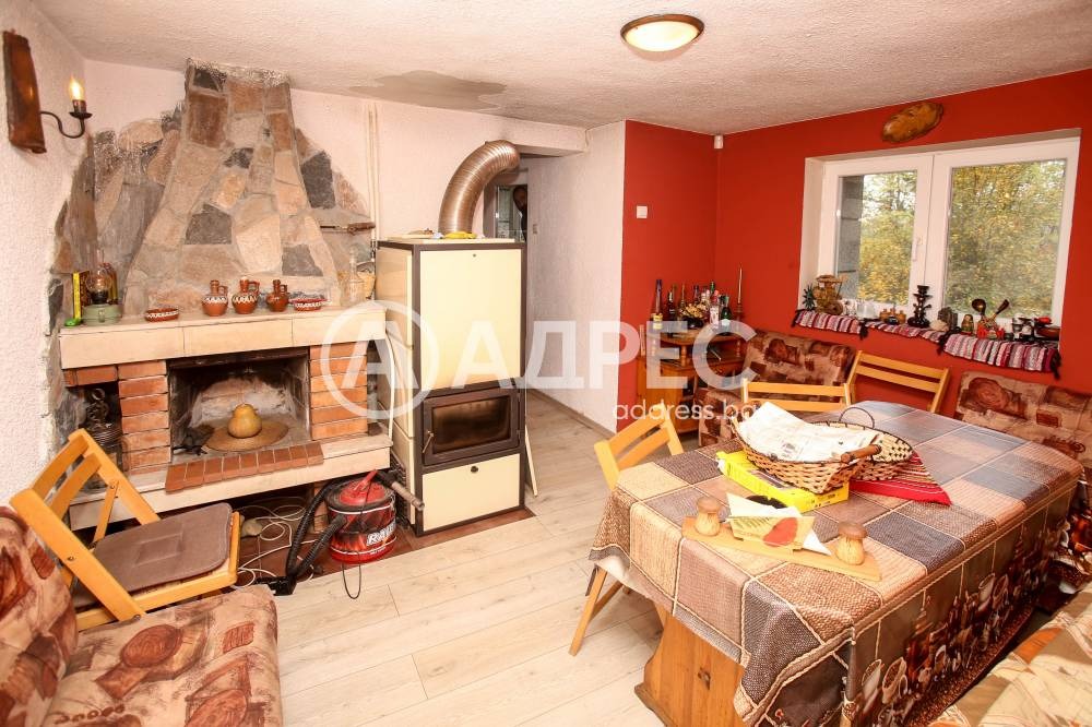 Продава КЪЩА, гр. София, с. Кокаляне, снимка 2 - Къщи - 54110749