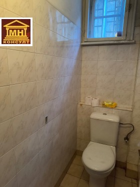 3 bedroom Tsentar, Sofia 12