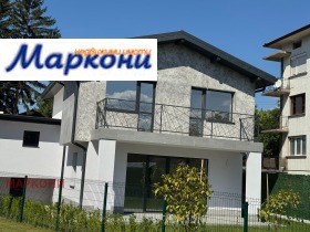 Къща град София, Бенковски