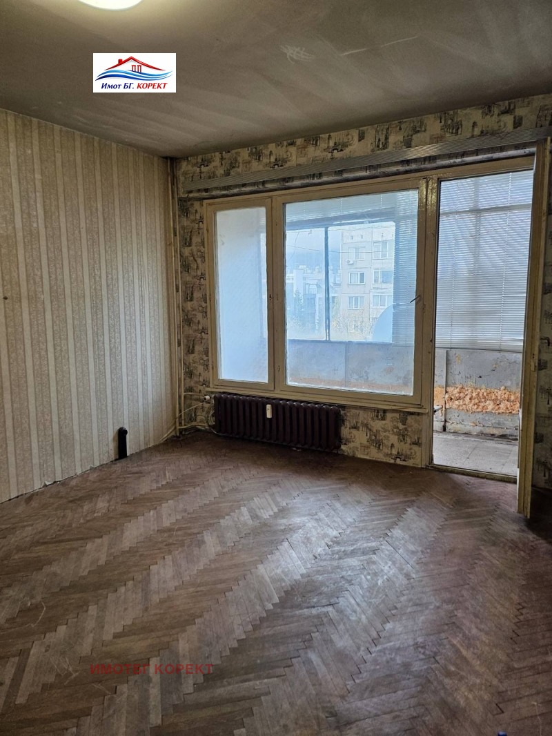 Продава 2-СТАЕН, гр. София, Борово, снимка 3 - Апартаменти - 53440106