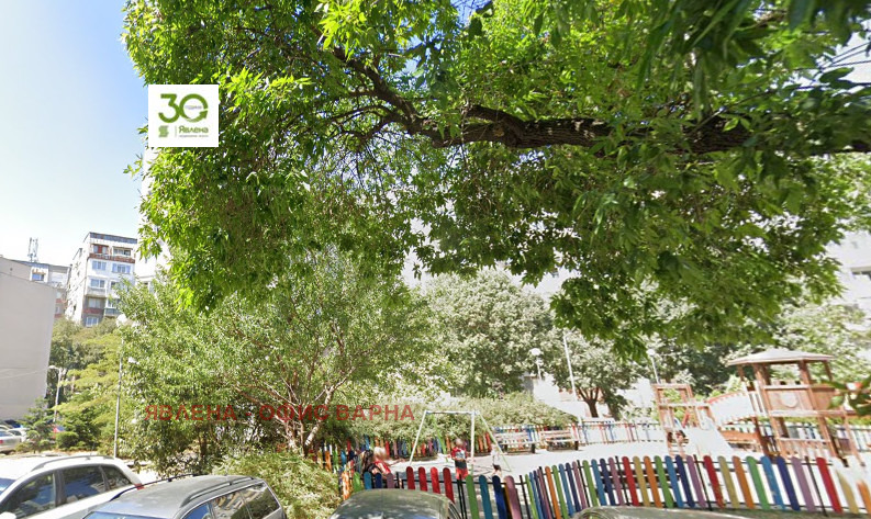 Продава 3-СТАЕН, гр. Варна, Лятно кино Тракия