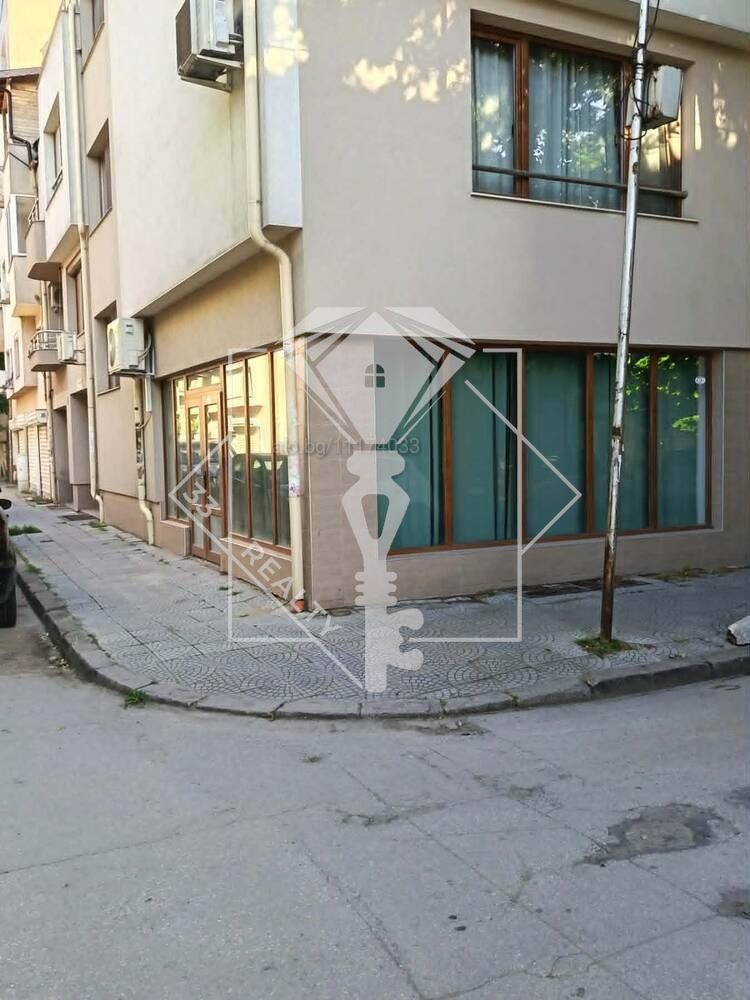 Продава ОФИС, гр. Пловдив, Кючук Париж