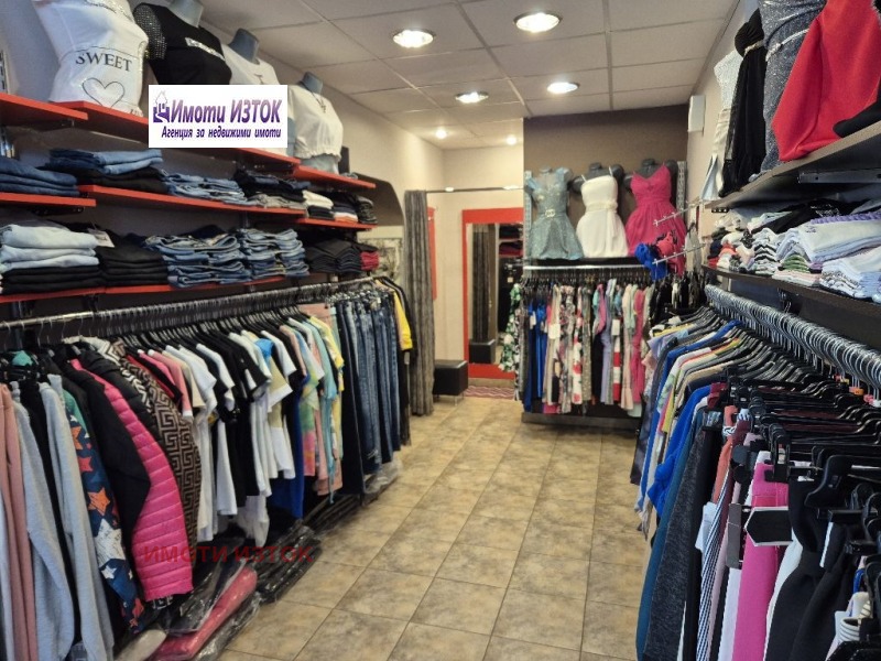 Te koop  Winkel Pernik , Iztok , 70 m² | 53523345 - afbeelding [16]