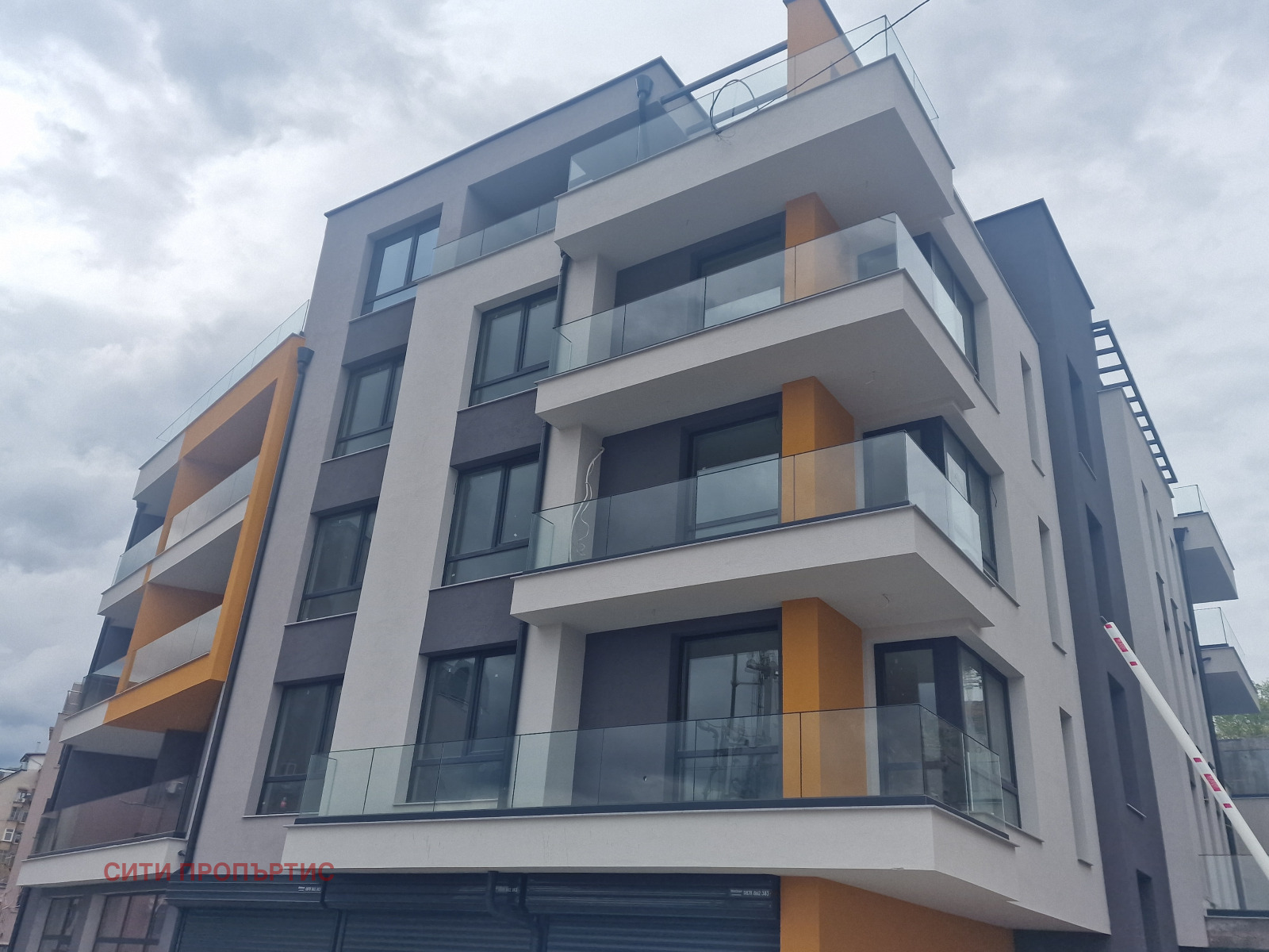 Продава 3-СТАЕН, гр. Благоевград, Широк център, снимка 5 - Апартаменти - 53633141