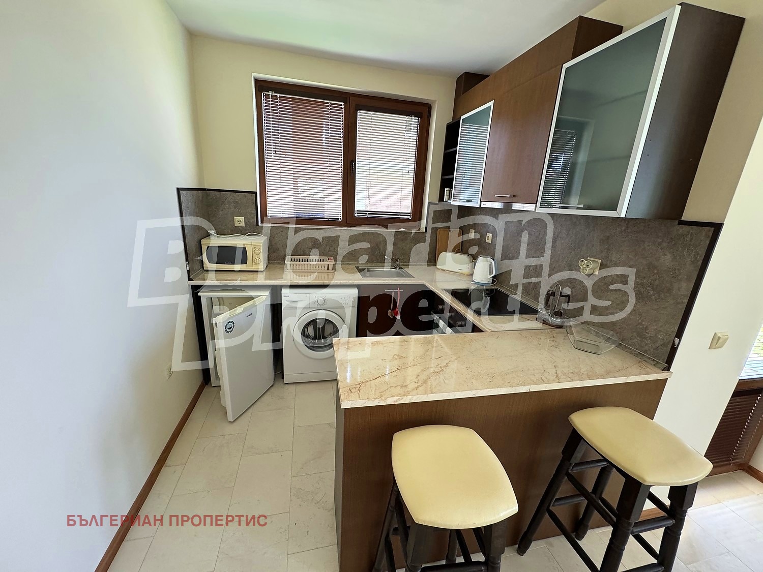 Продава КЪЩА, гр. Балчик, област Добрич, снимка 8 - Къщи - 55892081