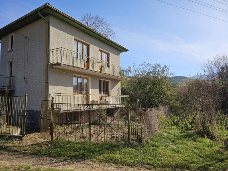 À venda  Casa Região Pernik , Glogovica , 216 m² | 93430349 - imagem [3]