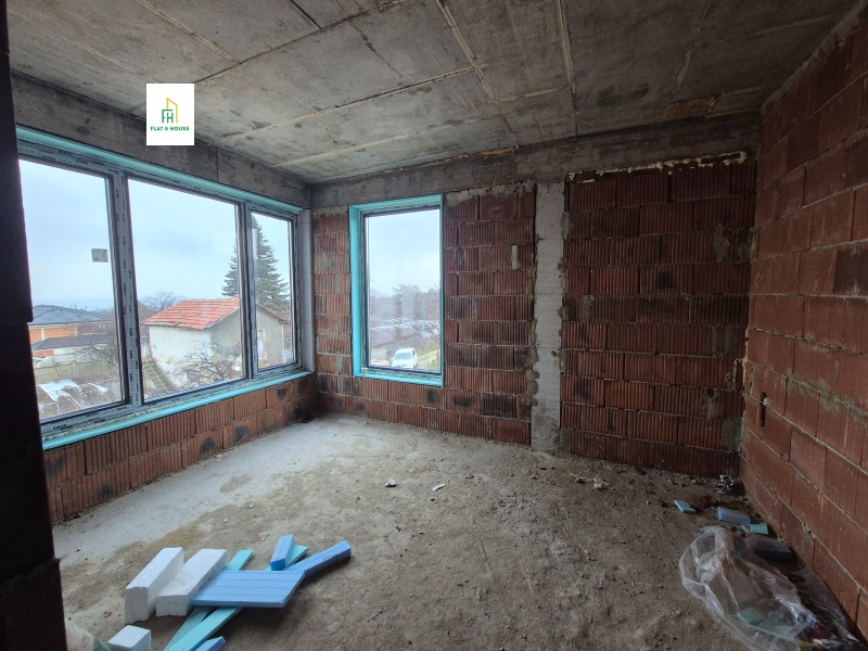 Продава КЪЩА, гр. Варна, м-т Долна Трака, снимка 12 - Къщи - 53043222