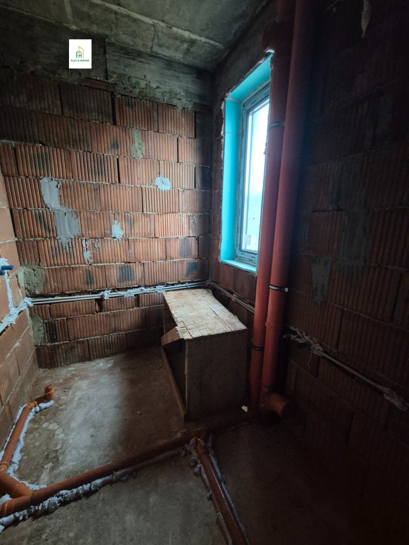 Продава КЪЩА, гр. Варна, м-т Долна Трака, снимка 13 - Къщи - 53043222