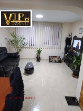 Maisonette Pogrebi, Warna