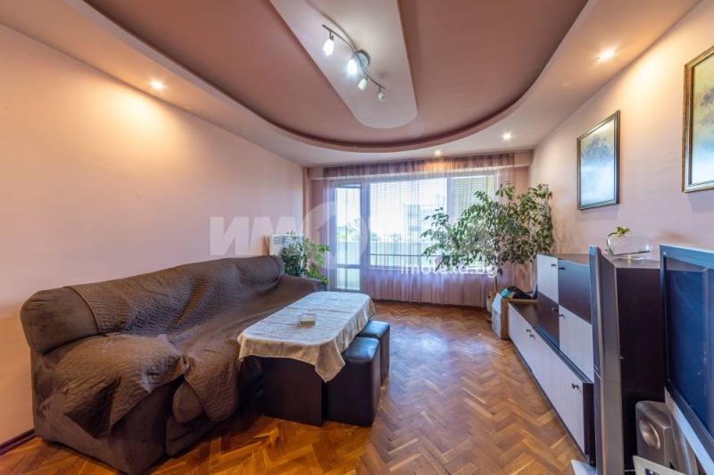 Продава  3-стаен град Варна , Левски 1 , 74 кв.м | 54782930 - изображение [8]