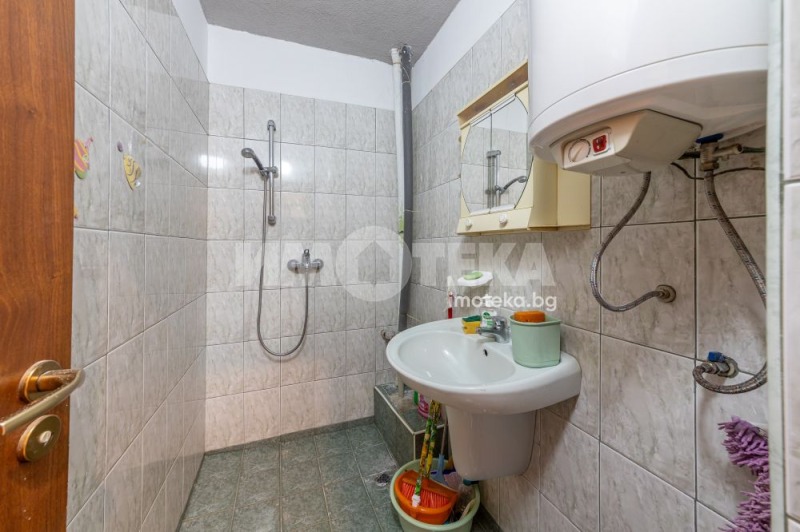 Продава  3-стаен град Варна , Левски 1 , 74 кв.м | 54782930 - изображение [14]
