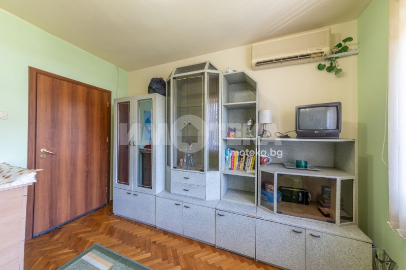 Продава  3-стаен град Варна , Левски 1 , 74 кв.м | 54782930 - изображение [15]