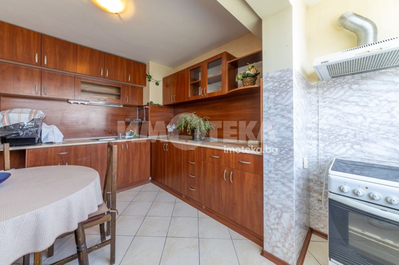 Продава  3-стаен град Варна , Левски 1 , 74 кв.м | 54782930 - изображение [17]