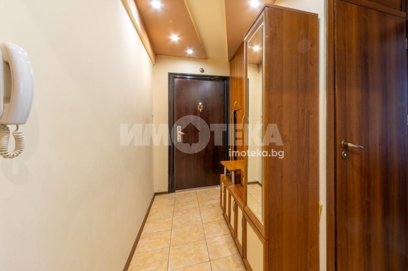 Продава  3-стаен град Варна , Левски 1 , 74 кв.м | 54782930 - изображение [6]