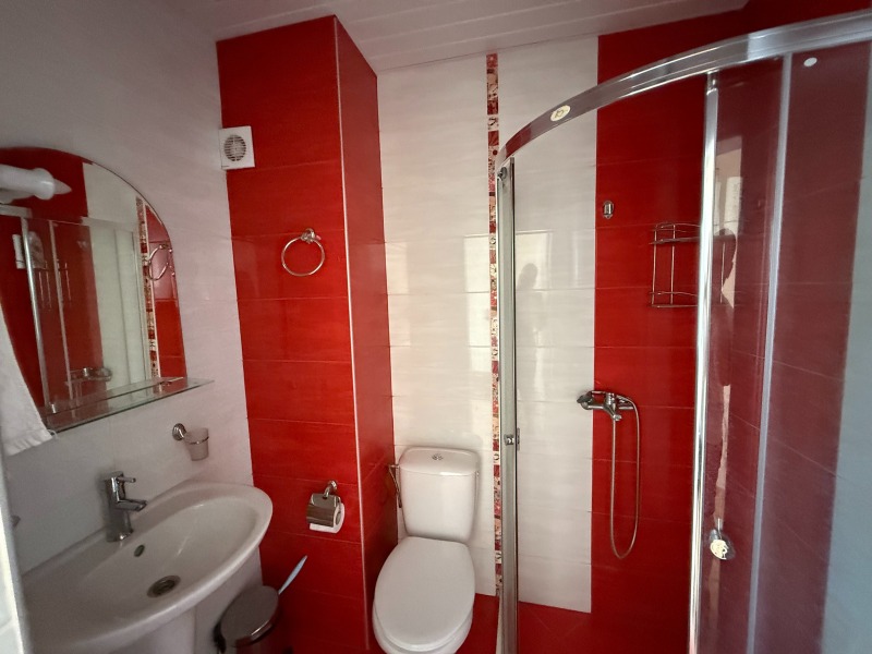 Продава  3-стаен област Бургас , гр. Приморско , 73 кв.м | 10092001 - изображение [12]