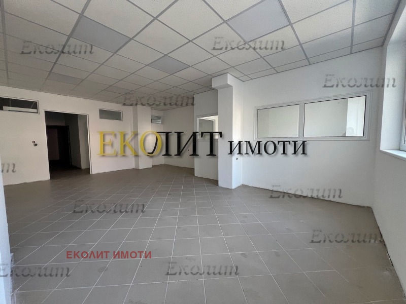 Na prodej  Kancelář Sofia , Darvenica , 260 m2 | 37251556 - obraz [2]