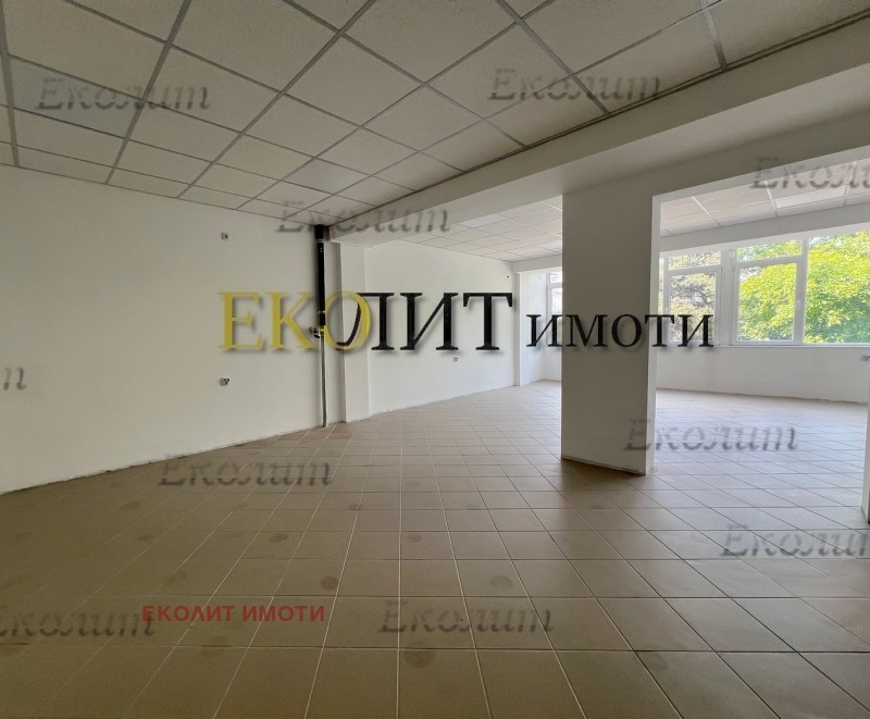 Na prodej  Kancelář Sofia , Darvenica , 260 m2 | 37251556 - obraz [4]