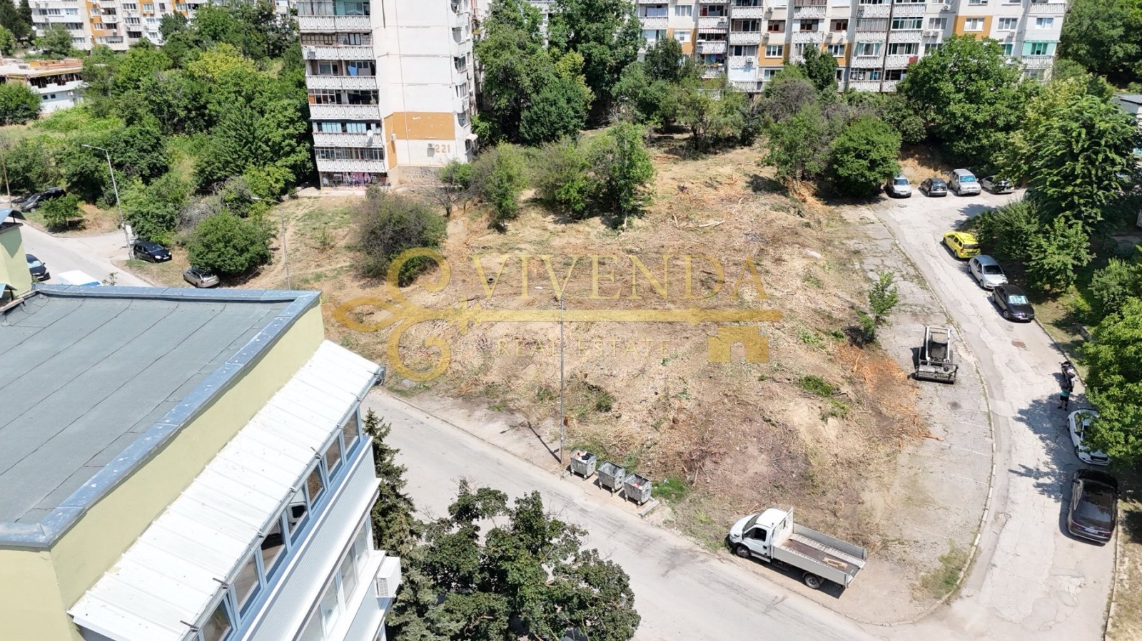 Продава ГАРАЖ, ПАРКОМЯСТО, гр. Плевен, Дружба 2, снимка 4 - Гаражи и паркоместа - 55406710