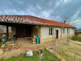 Maison Ptchelichte, région Veliko Tarnovo 2