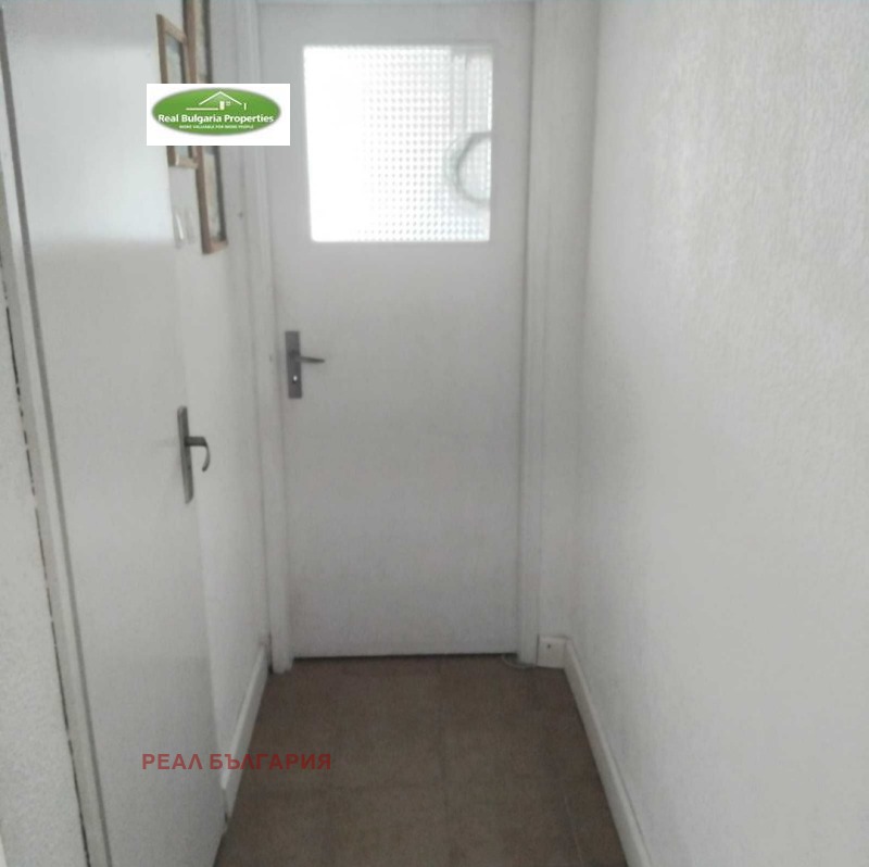 Продава 3-СТАЕН, гр. Русе, Родина 2, снимка 13 - Апартаменти - 53153607