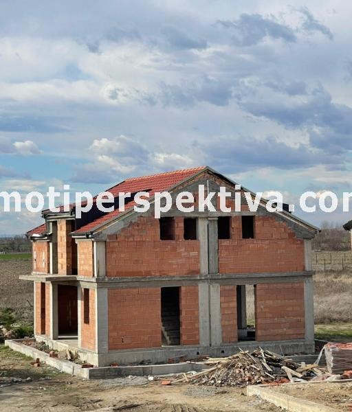 Продава  Къща област Пловдив , с. Скутаре , 140 кв.м | 62927337